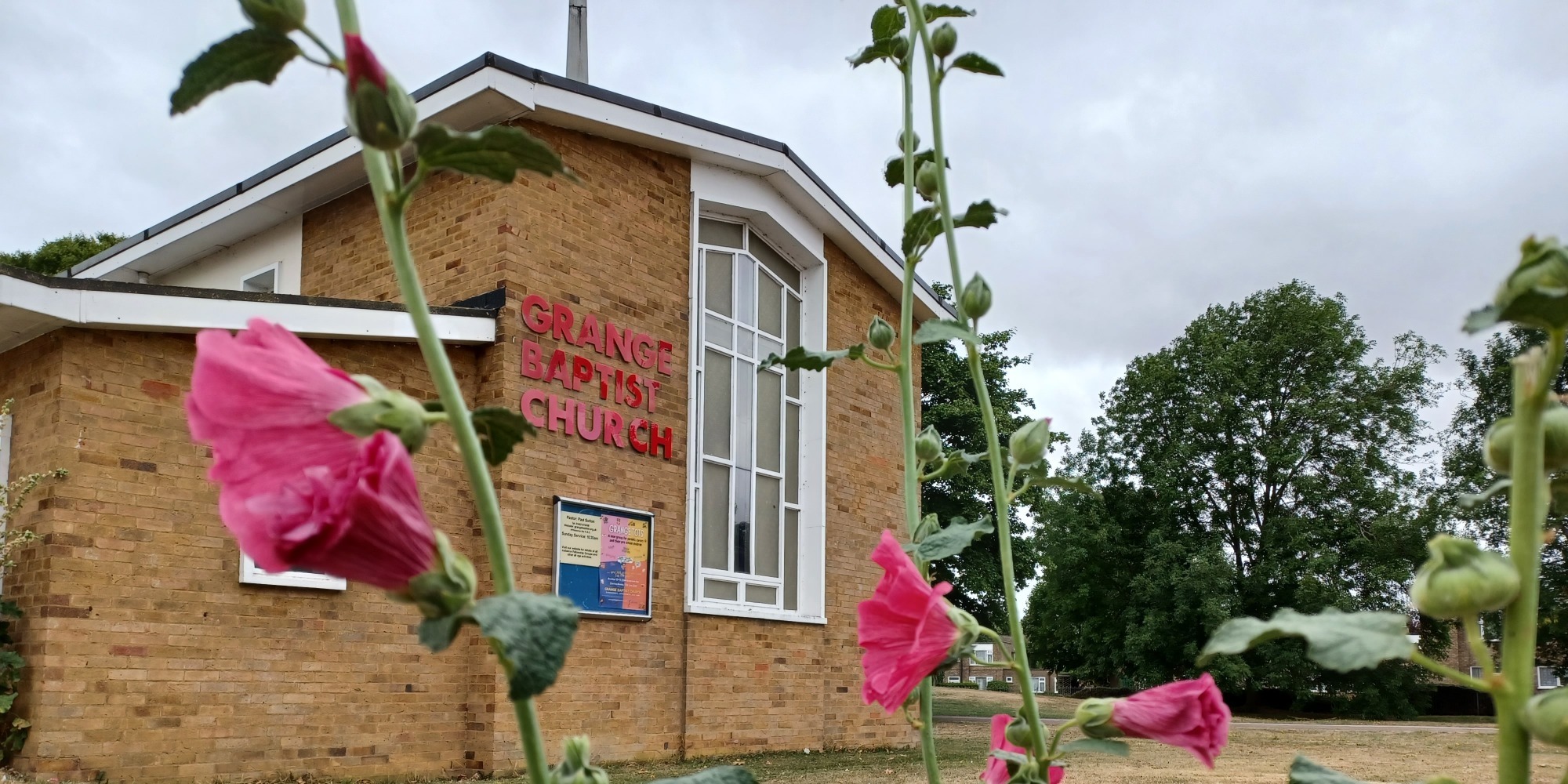 Sundays*
Our meetings start with a friendly greeting from the welcome team at the front door. We then have a time of celebration, singing and prayer followed by teaching from the Bible.*More Details